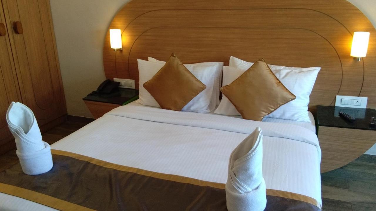 Mango Hill Central أوتي المظهر الخارجي الصورة