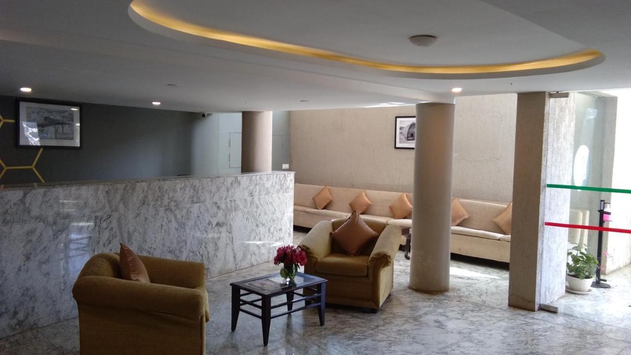 Mango Hill Central أوتي المظهر الخارجي الصورة